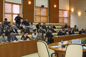 Дума приняла закон о самоокупаемости школ