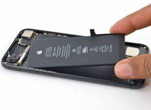 Сколько гарантия после замены аккумулятора в телефоне